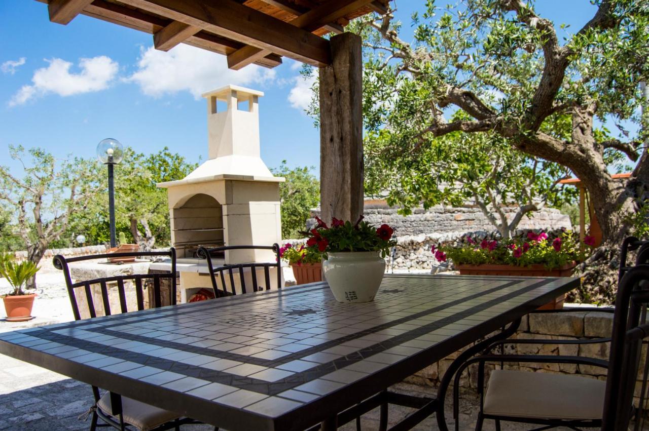 Il Trullo Pellegrini Villa Locorotondo Ngoại thất bức ảnh